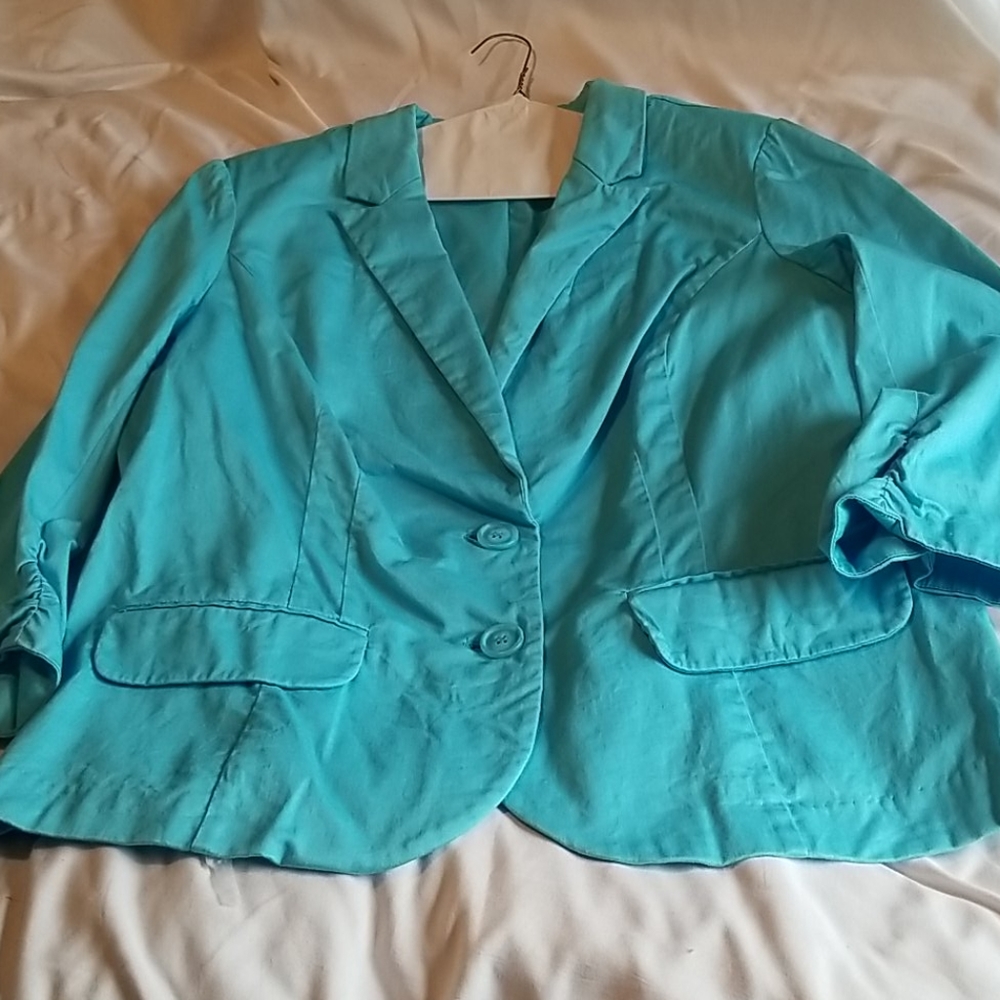 Bright blue, 3/4 sleeve blazer